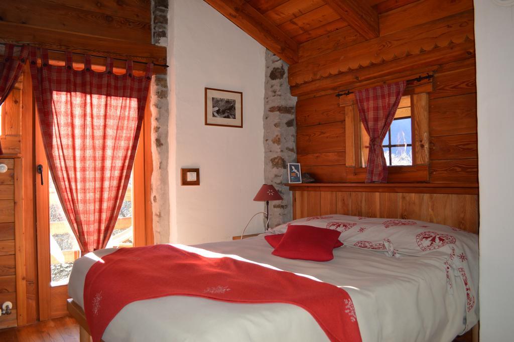 Maison De Noe Arnad Ruang foto